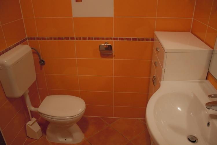 Apartment And Room Daria Vis Island Bagian luar foto